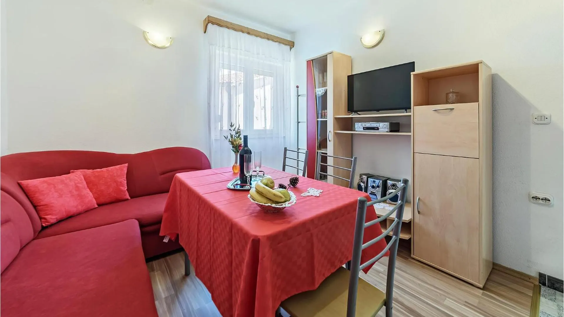 2 Bedroom Lovely Apartment In Labin